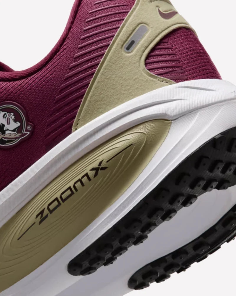 Overkicks - Nike Vomero 18 FSU (IQ6872-600) - vista superior