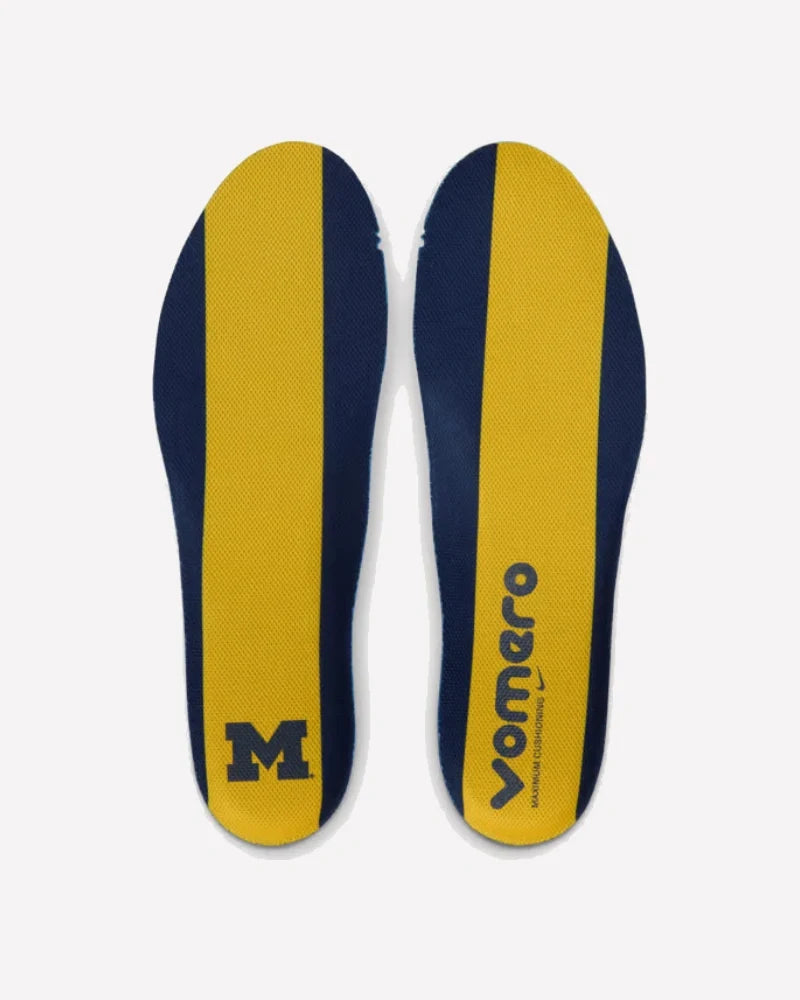 Overkicks - Nike Vomero 18 Michigan (IQ6879-400) - detalle lateral interior