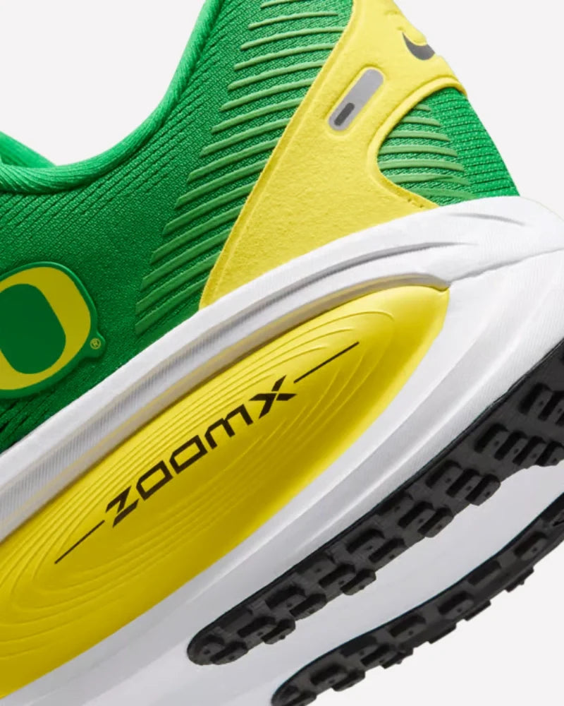 Overkicks - Nike Vomero 18 Oregon (IQ6885-300) - detalle talon