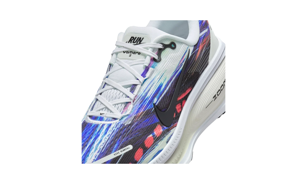 Overkicks - Nike Vomero 18 SE Light Trails (IB8164-999) - detalle lateral interior