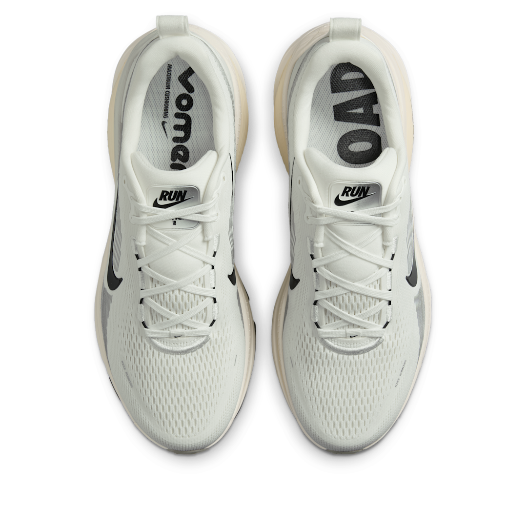 Overkicks - Nike Vomero 18 Summit White Coconut Milk (HM6803-101) - par completo