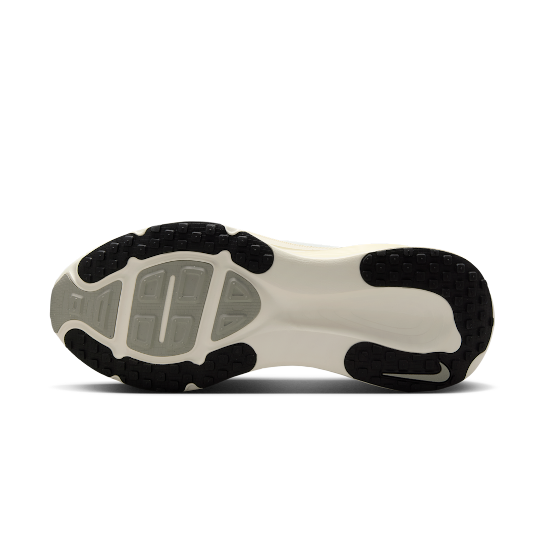 Overkicks - Nike Vomero 18 Summit White Coconut Milk (HM6803-101) - detalle suela