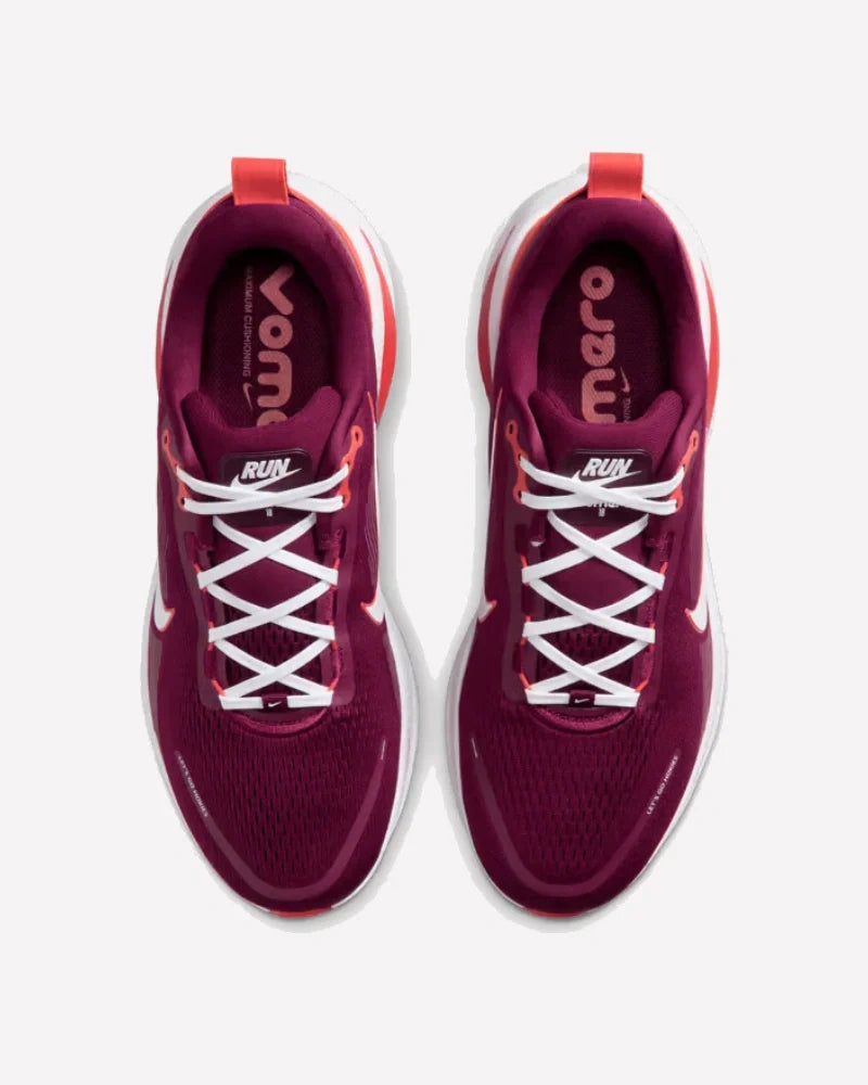 Overkicks - Nike Vomero 18 Virginia Tech (IQ6896-600) - par completo