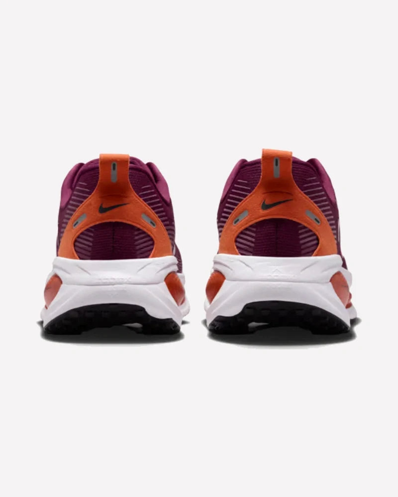 Overkicks - Nike Vomero 18 Virginia Tech (IQ6896-600) - detalle suela