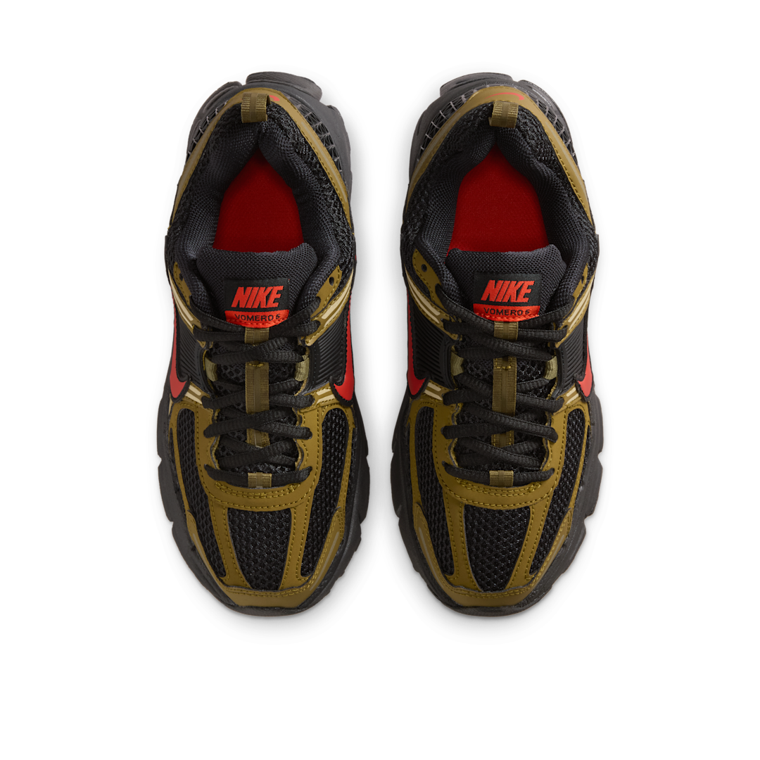 Overkicks - Nike Vomero 5 Black Olive Flak Red (GS) (HF6998-013) - imagen 3