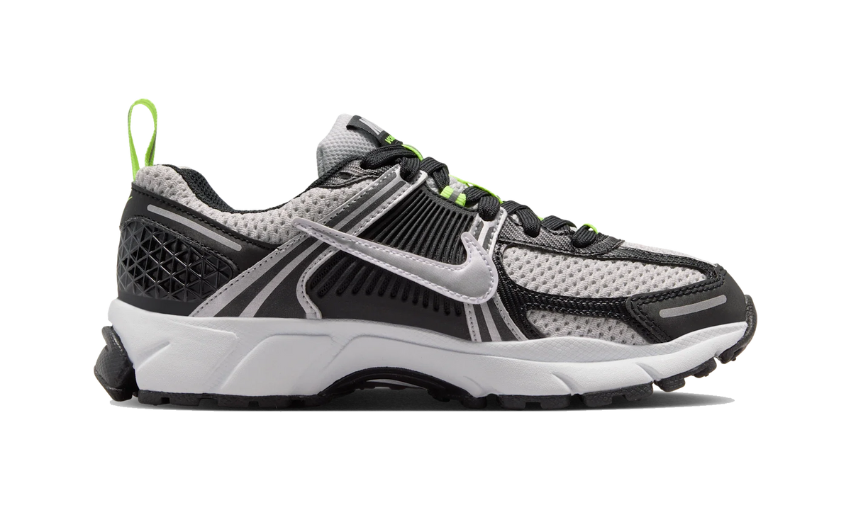 Overkicks - Nike Vomero 5 Black Photon Dust Volt Ice (GS) (IQ0312-010) - imagen 4