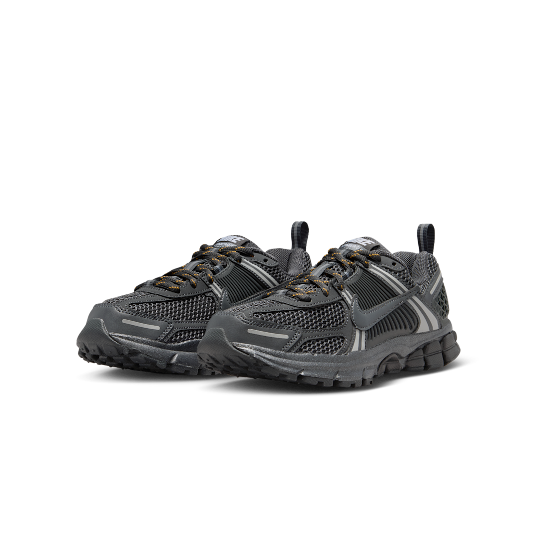 Overkicks - Nike Vomero 5 Dark Smoke Grey Reflective (GS) (IB3812-001) - imagen 2