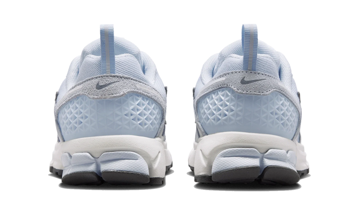 Overkicks - Nike Vomero 5 Football Grey Pencil Point (GS) (IO7468-002) - imagen 6
