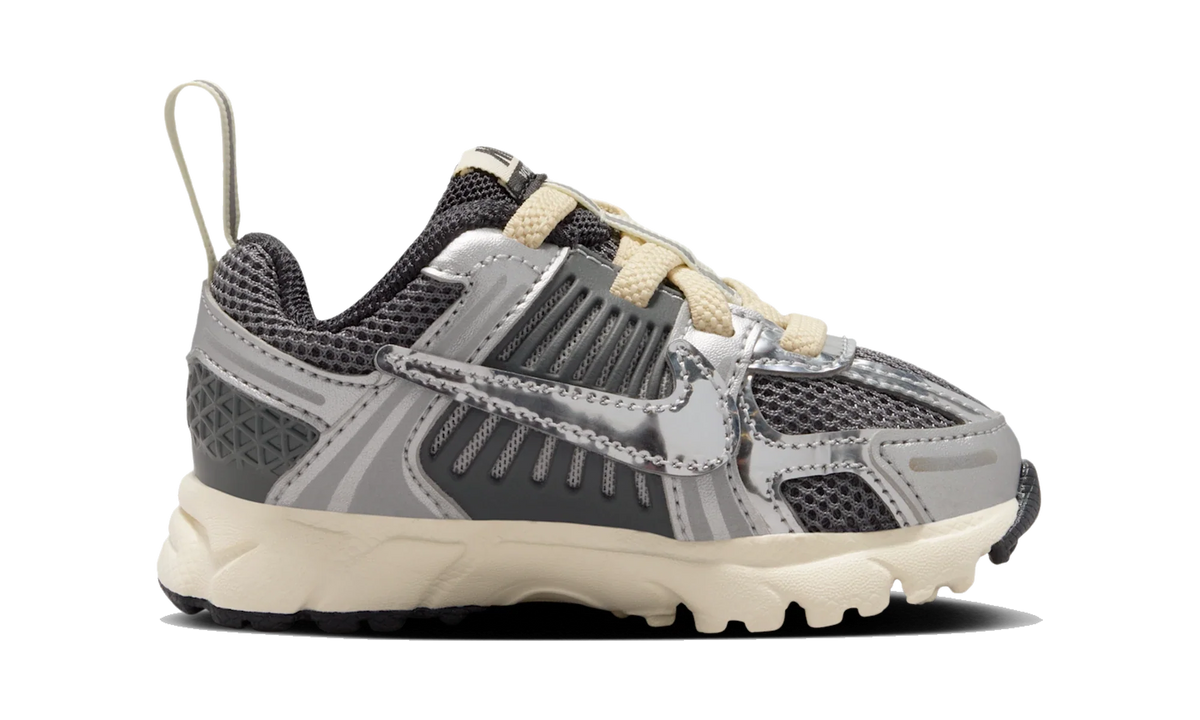 Overkicks - Nike Vomero 5 Iron Grey Coconut Milk Chrome (TD) (IM9466-002) - imagen 4