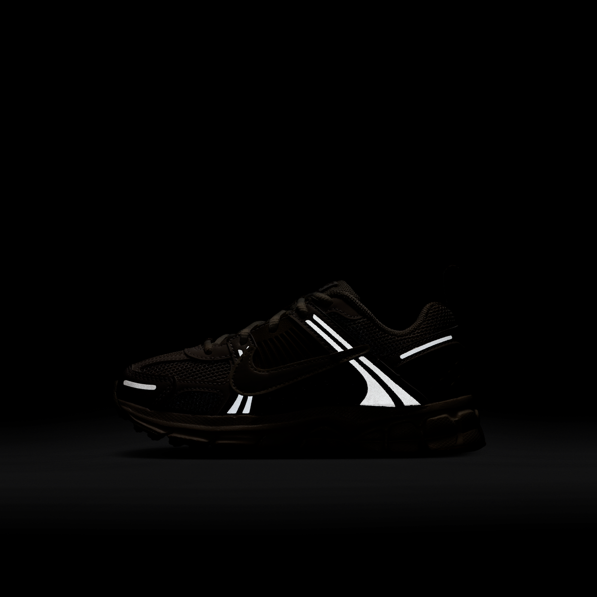 Overkicks - Nike Vomero 5 Phantom Cream (PS) (IR4587-016) - imagen 9