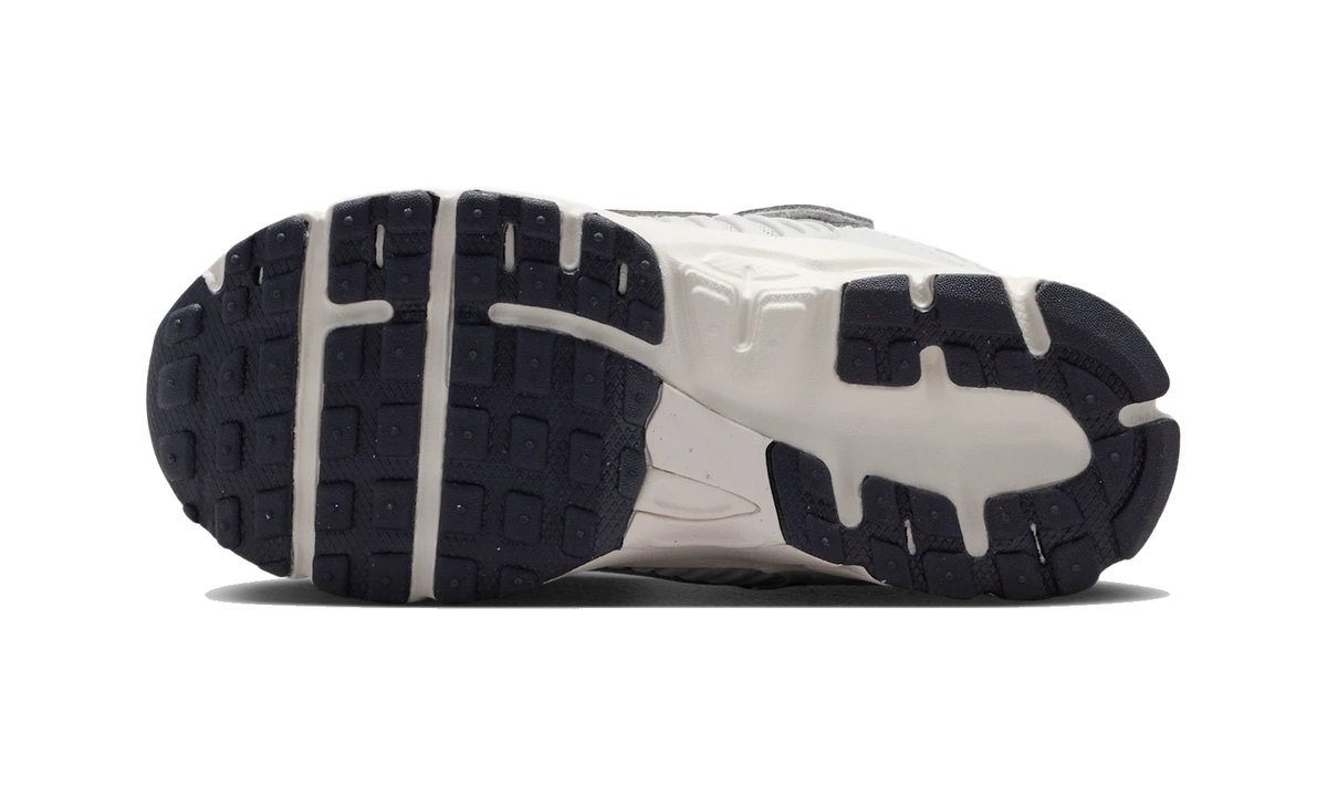 Overkicks - Nike Vomero 5 Photon Dust Chrome (PS) (IM9465-001) - imagen 3