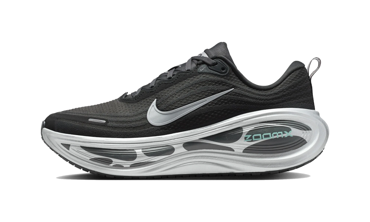 Overkicks - Nike Vomero Plus Anthracite Zebra (IM6011-060) - vista lateral