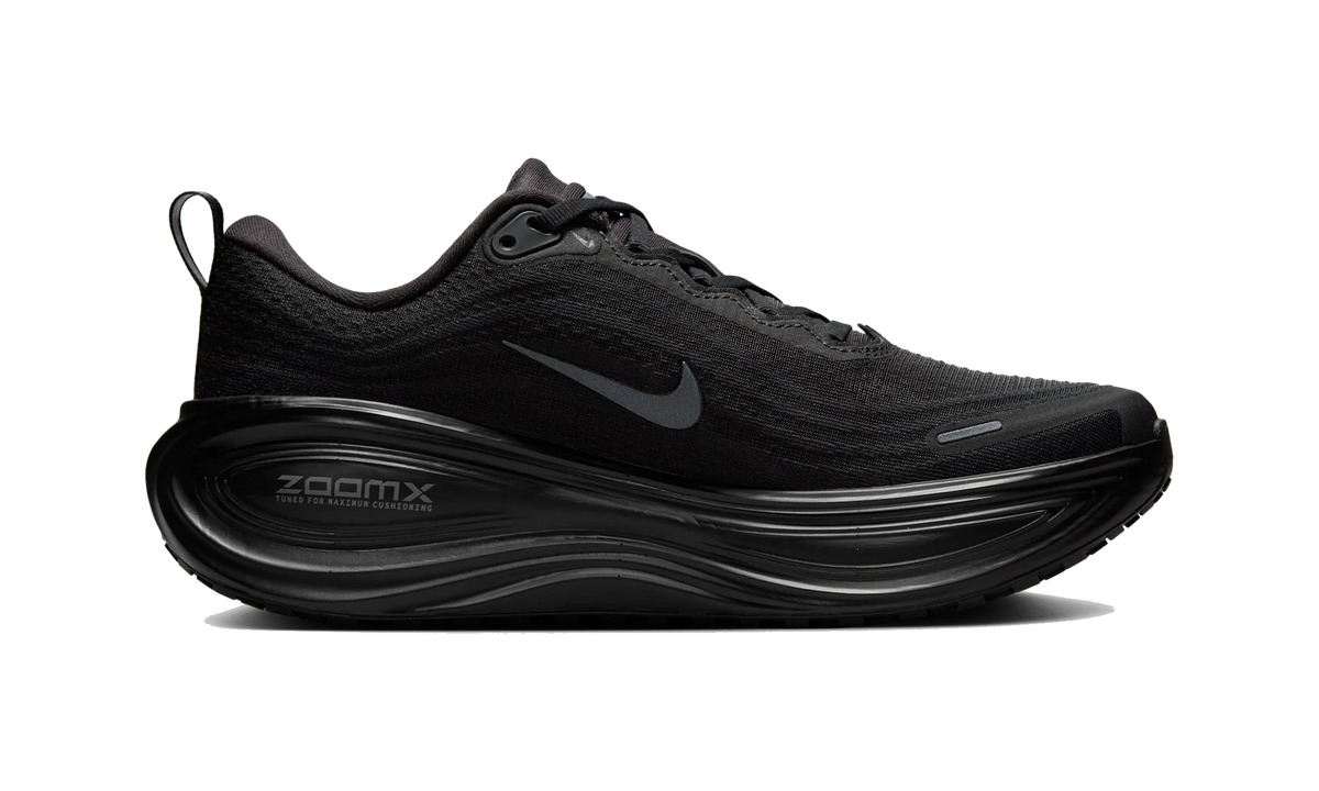 Overkicks - Nike Vomero Plus Black Metallic Dark Grey (Womens) (HV8154-001) - detalle suela