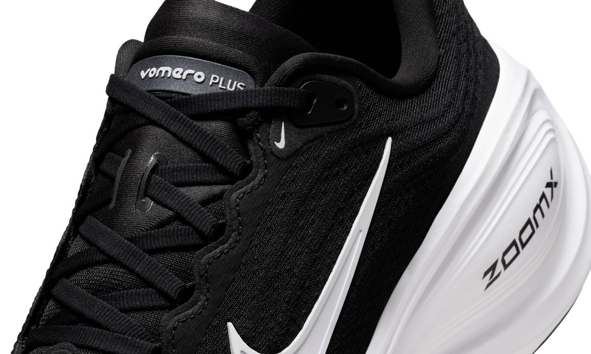 Overkicks - Nike Vomero Plus Black White (HV8150-002) - detalle lateral interior