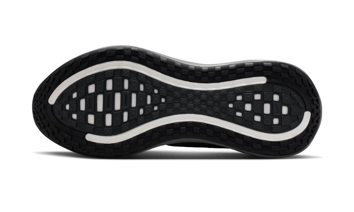 Overkicks - Nike Vomero Plus Cool Grey Safety Orange Black (HV8150-014) - par completo