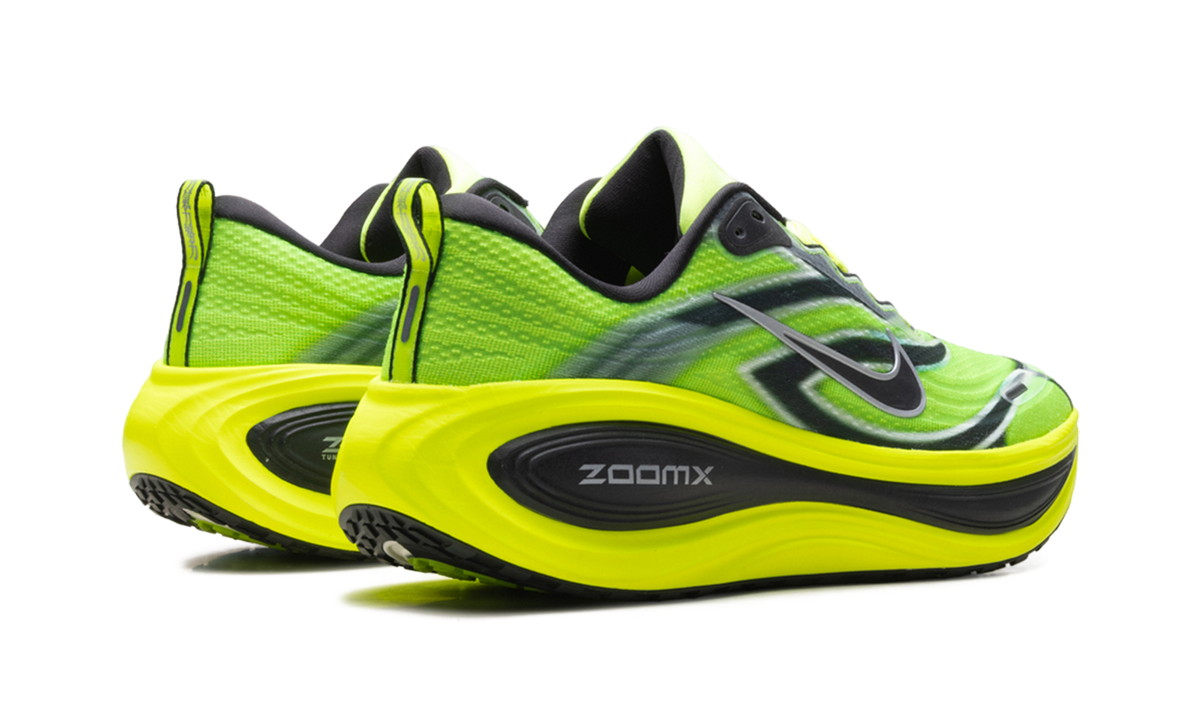 Overkicks - Nike Vomero Plus Ekiden Pack Volt (IM8072-999) - par completo