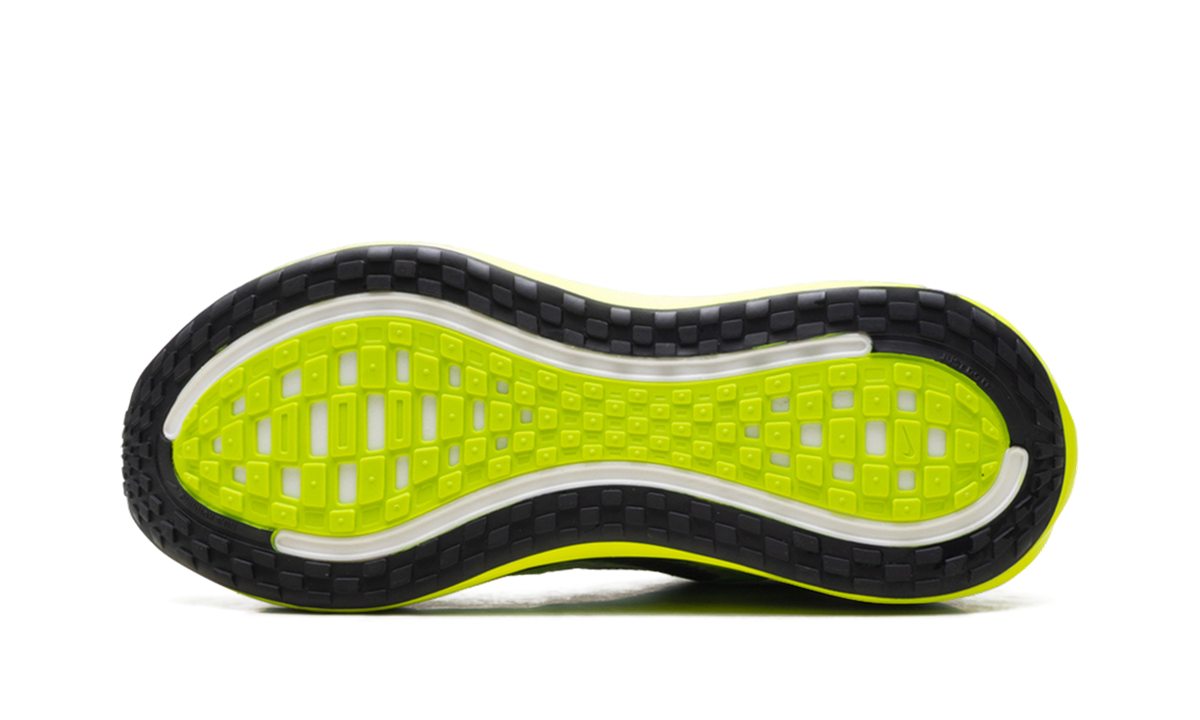 Overkicks - Nike Vomero Plus Ekiden Pack Volt (IM8072-999) - vista superior