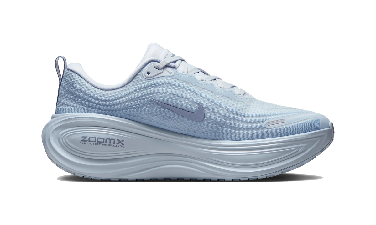 Overkicks - Nike Vomero Plus Football Grey Ashen Slate (HV8150-004) - detalle suela