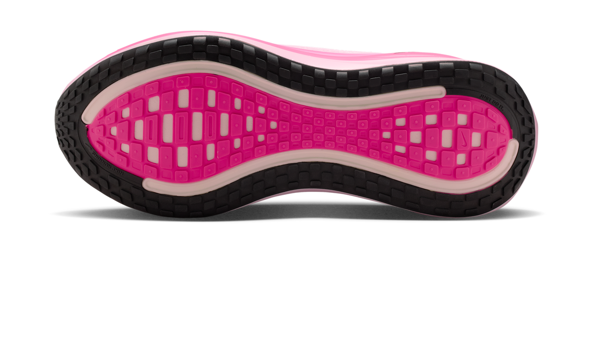 Overkicks - Nike Vomero Plus Pink Foam Hyper Pink (HV8150-602) - par completo