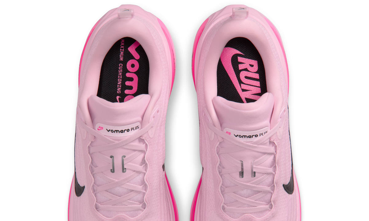 Overkicks - Nike Vomero Plus Pink Foam Hyper Pink (HV8150-602) - vista superior
