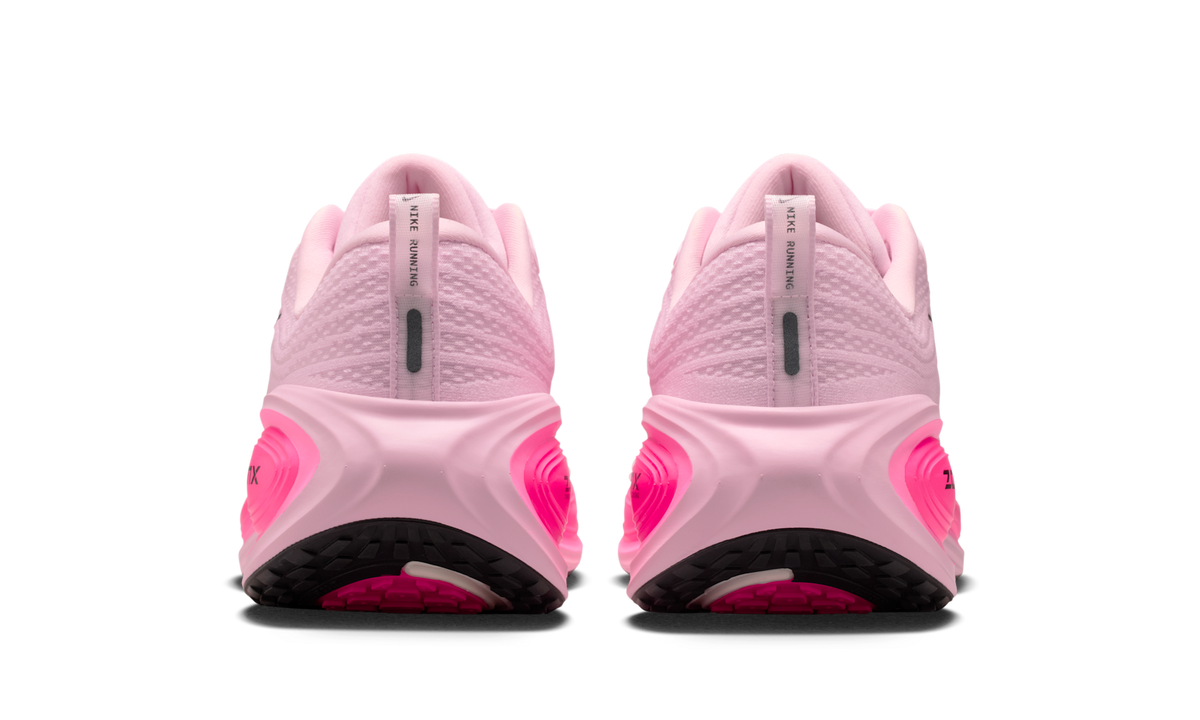 Overkicks - Nike Vomero Plus Pink Foam Hyper Pink (HV8150-602) - detalle talon