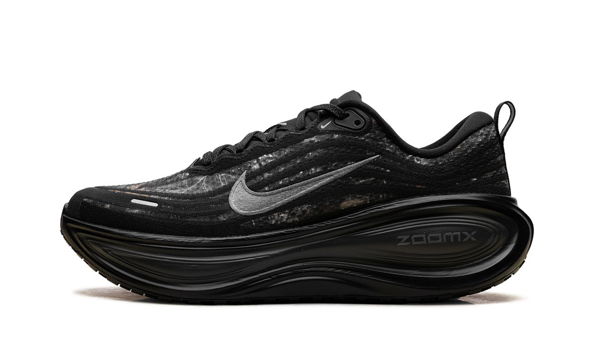 Overkicks - Nike Vomero Plus Realtree Camo Black (IM3985-001) - vista lateral