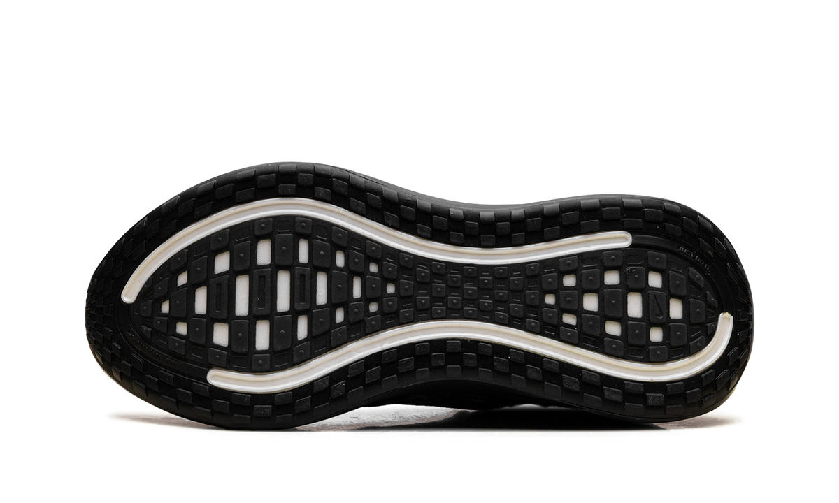Overkicks - Nike Vomero Plus Realtree Camo Black (IM3985-001) - vista superior