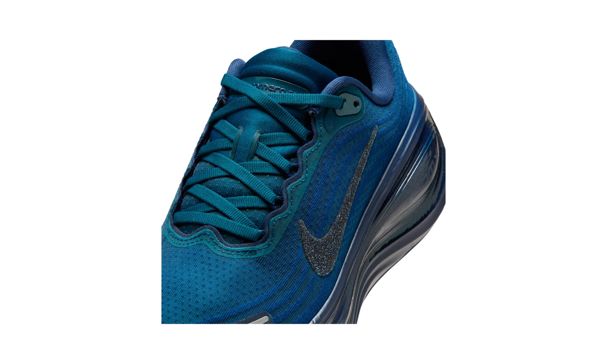 Overkicks - Nike Vomero Plus Swarovski Blue Force (Womens) (IM7389-499) - detalle lateral interior