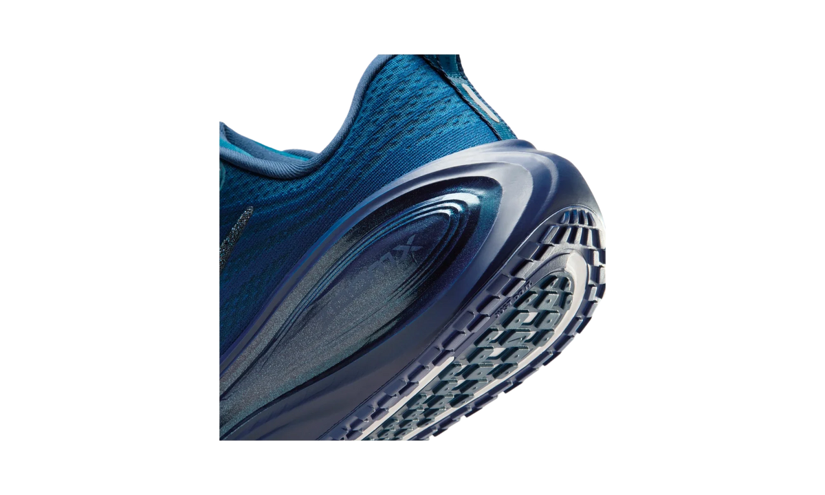 Overkicks - Nike Vomero Plus Swarovski Blue Force (Womens) (IM7389-499) - detalle