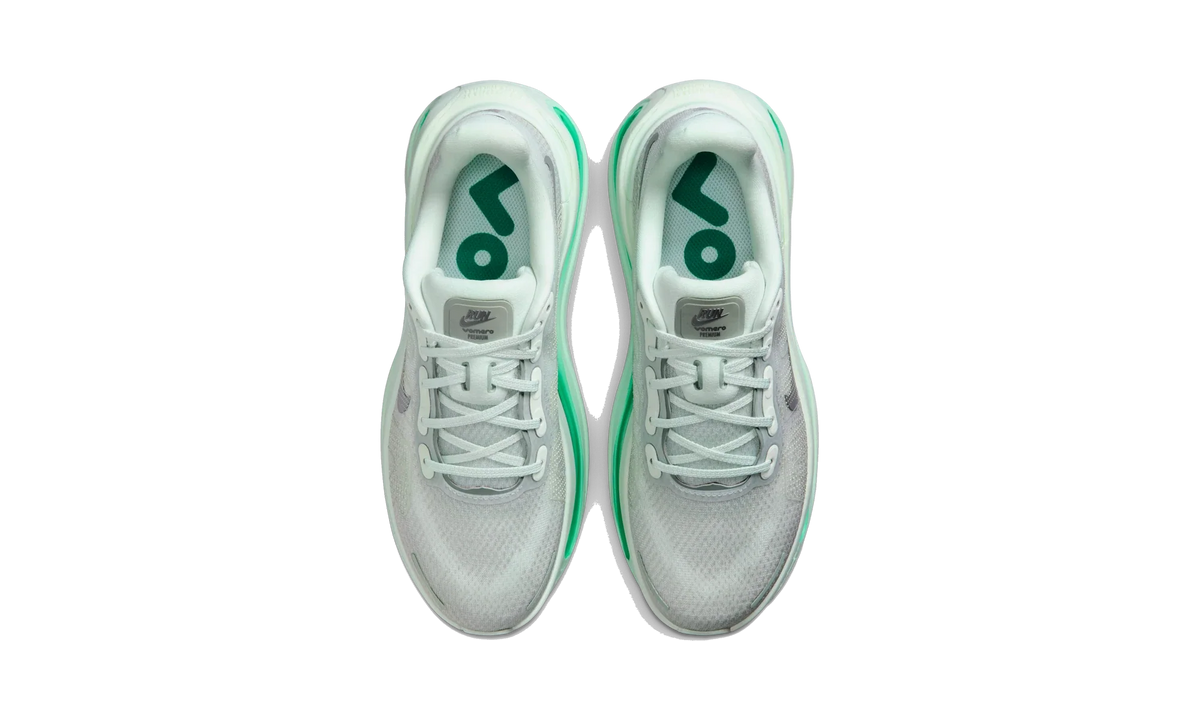 Overkicks - Nike Vomero Premium Barely Green (Womens) (HM5973-300) - vista superior