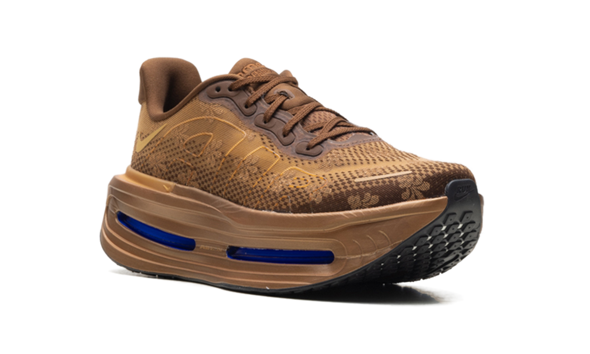 Overkicks - Nike Vomero Premium Flat Stout (Womens) (IQ0028-200) - detalle lateral interior
