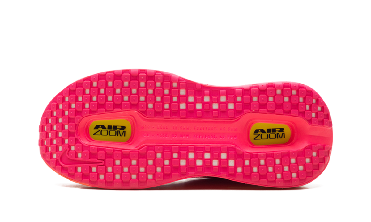 Overkicks - Nike Vomero Premium Hyper Pink (Womens) (HM5973-603) - vista superior