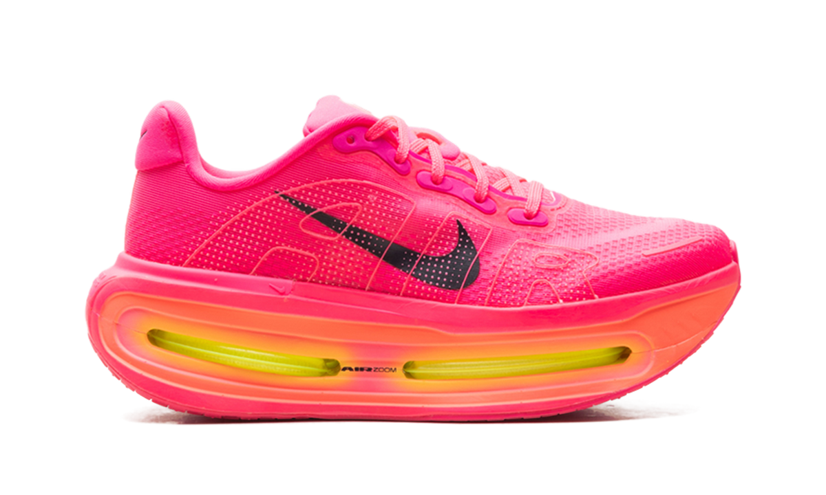 Overkicks - Nike Vomero Premium Hyper Pink (Womens) (HM5973-603) - detalle talon