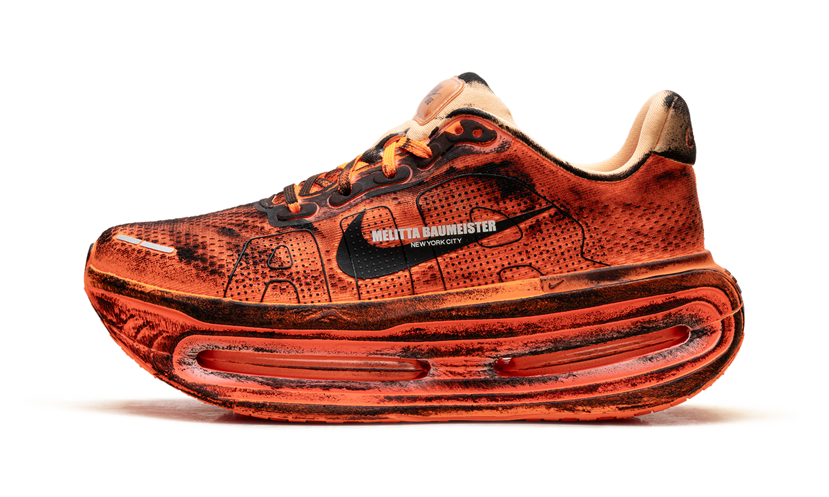 Overkicks - Nike Vomero Premium Melitta Baumeister (Womens) (IQ7166-800) - vista lateral