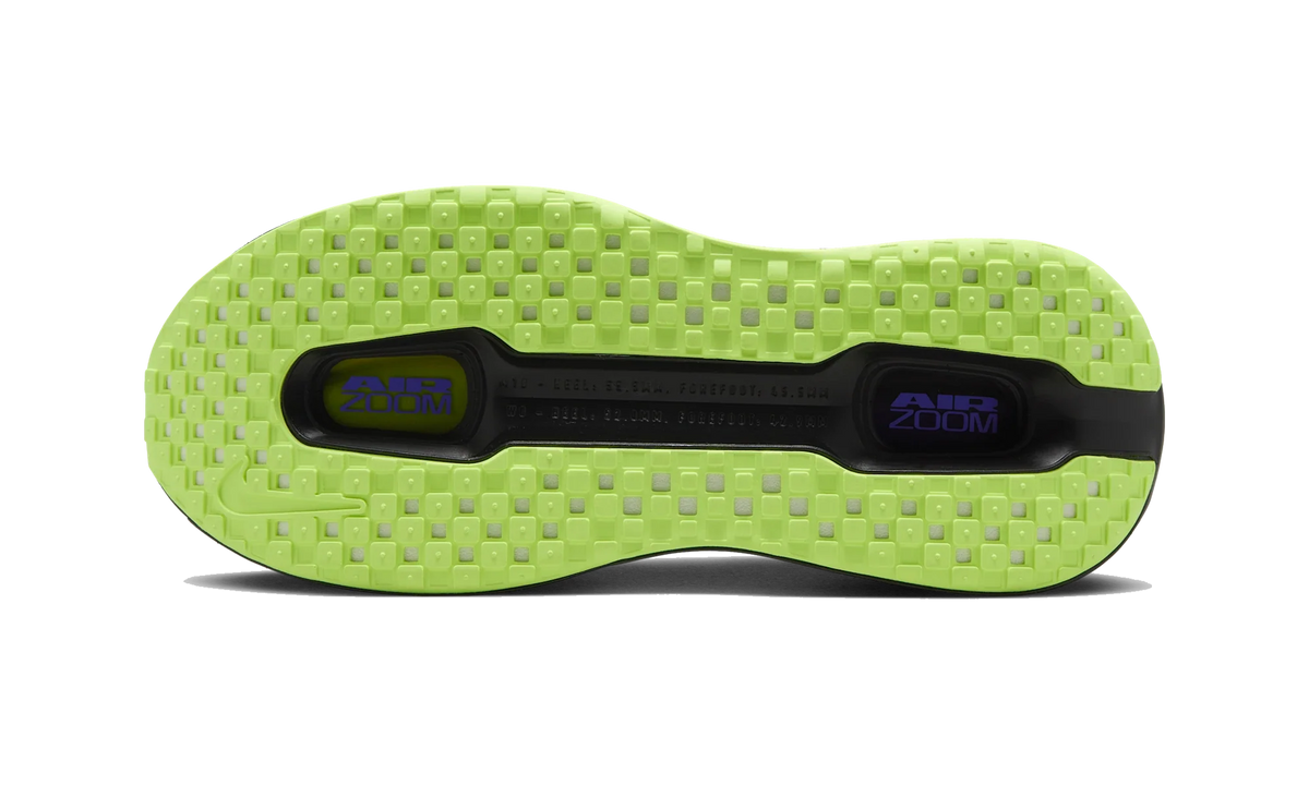 Overkicks - Nike Vomero Premium QS Black Volt Glow (IR2168-002) - par completo