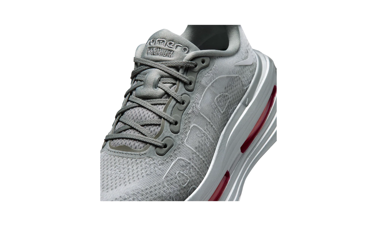 Overkicks - Nike Vomero Premium QS Fleur De-Lis Geyser Grey (Womens) (IQ0028-001) - detalle lateral interior