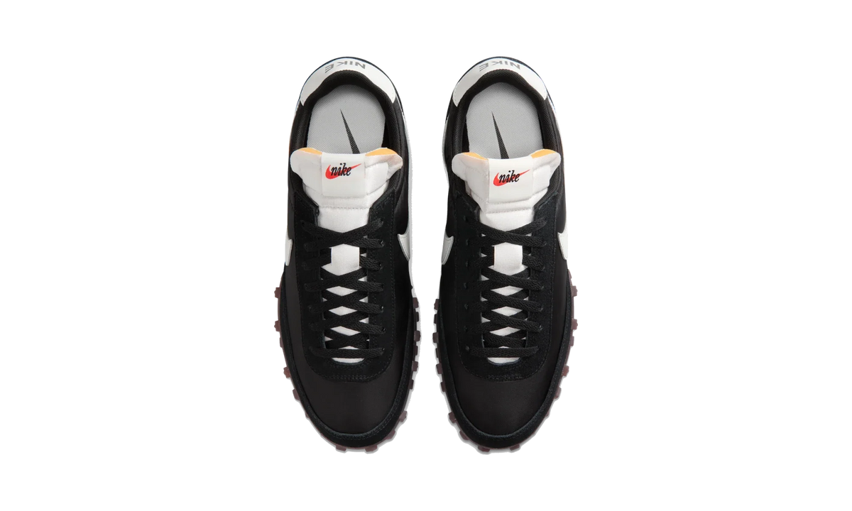 Overkicks - Nike Waffle Racer Black Coconut Milk Gum (IM8658-001) - vista superior