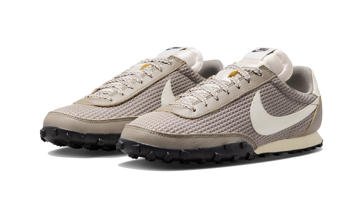 Overkicks - Nike Waffle Racer SE Moon Fossil Sail (IM8673-001) - vista trasera