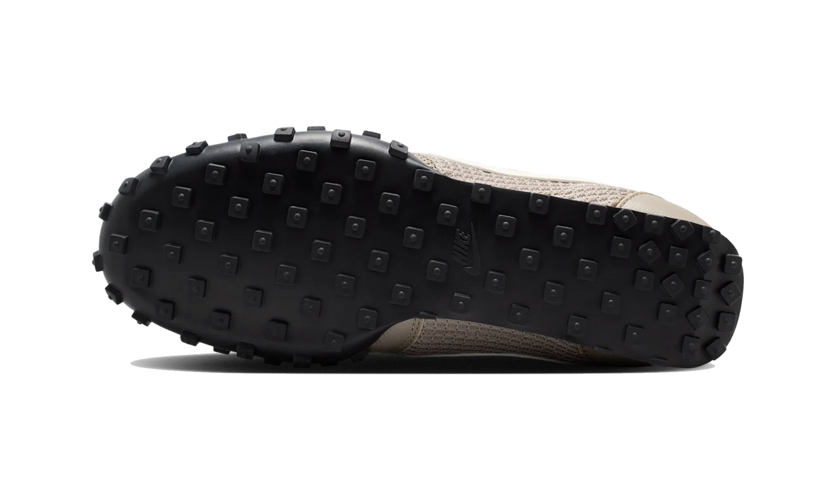 Overkicks - Nike Waffle Racer SE Moon Fossil Sail (IM8673-001) - par completo