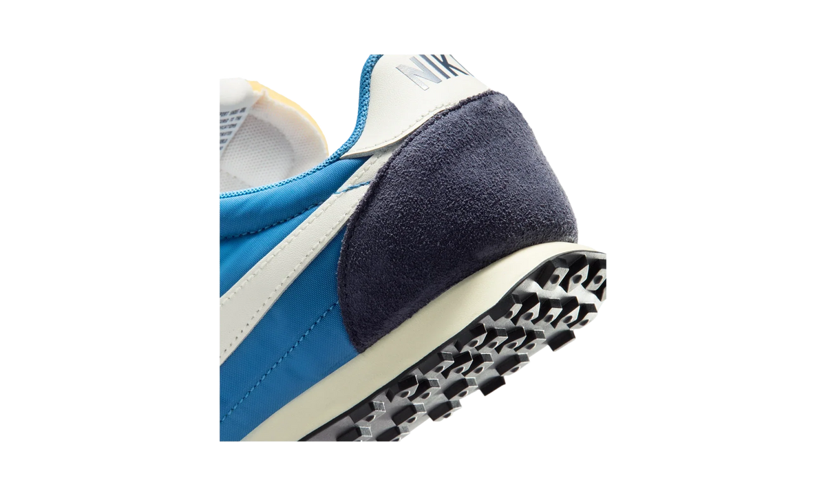 Overkicks - Nike Waffle Racer Star Blue White (IM8658-401) - detalle