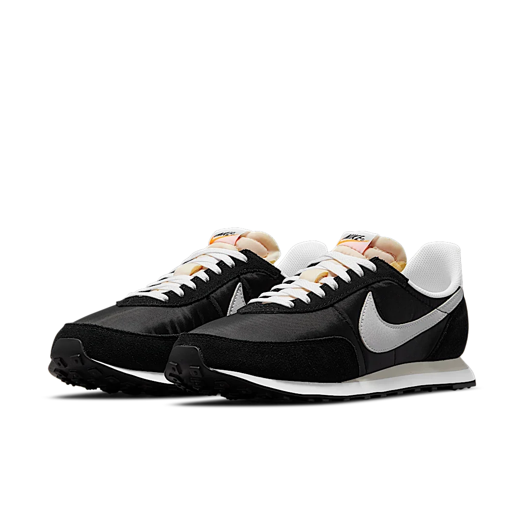Overkicks - Nike Waffle Trainer 2 Black White (DH1349-001) - vista trasera