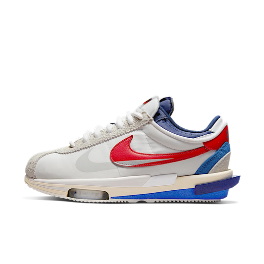 Overkicks - Nike Zoom Cortez SP sacai White University Red Blue (DQ0581-100) - vista lateral