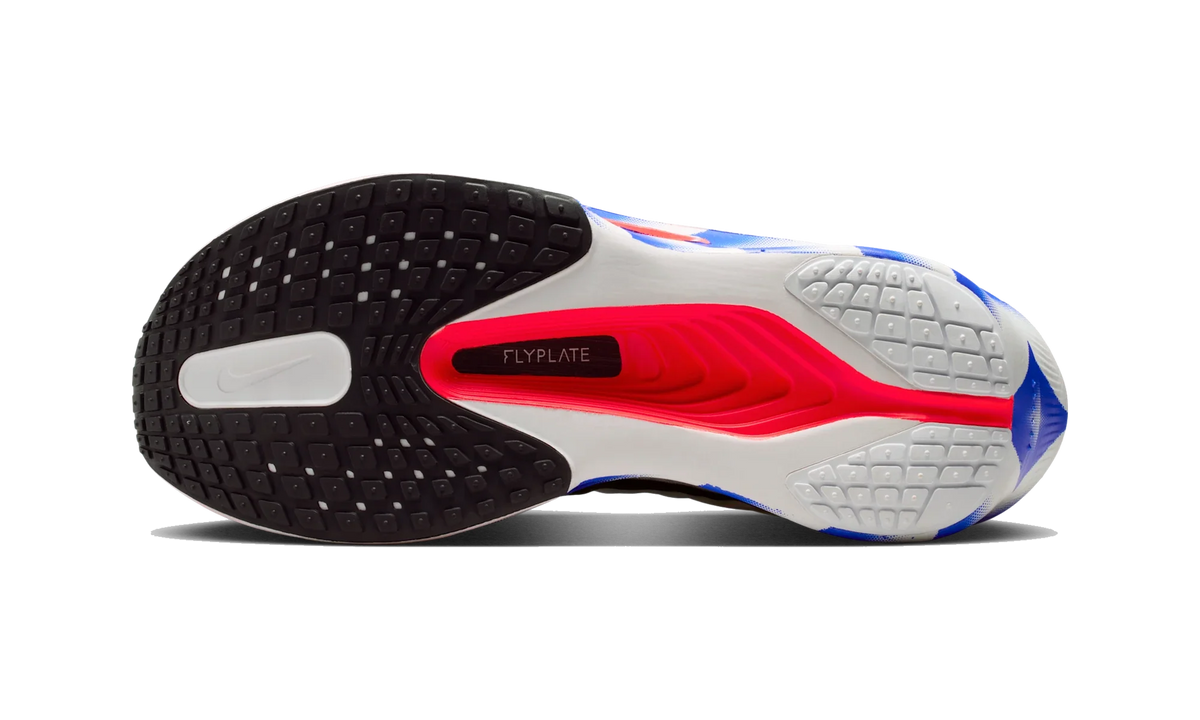 Overkicks - Nike Zoom Fly 6 CM White Silt Red Racer Blue (II7285-100) - par completo