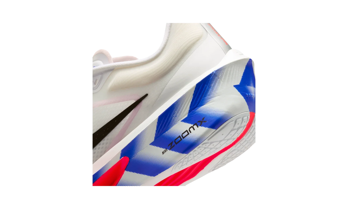 Overkicks - Nike Zoom Fly 6 CM White Silt Red Racer Blue (II7285-100) - detalle