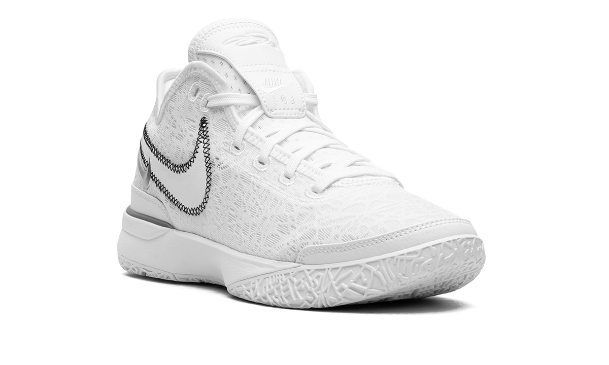 Overkicks - Nike Zoom LeBron NXXT Gen White Metallic Silver (DR8784-101/DR8788-101) - detalle lateral interior