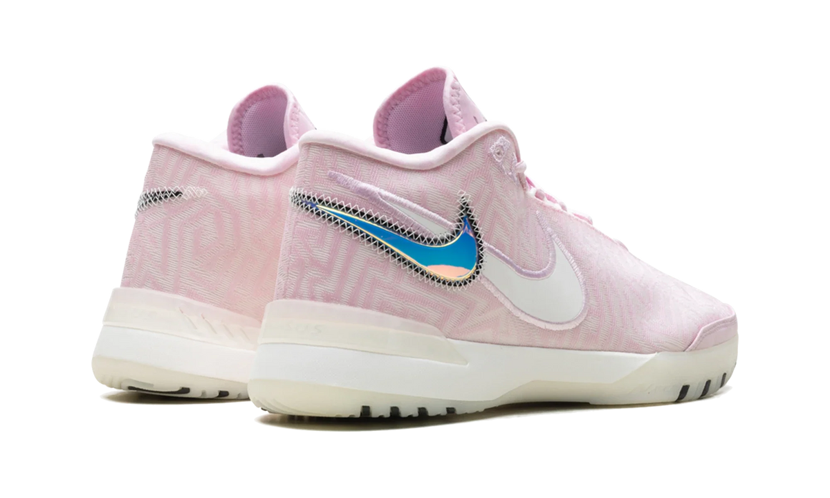 Overkicks - Nike Zoom LeBron NXXT Genisus Pink Foam Sail (Translucent Outsole) (HF0712-602) - par completo