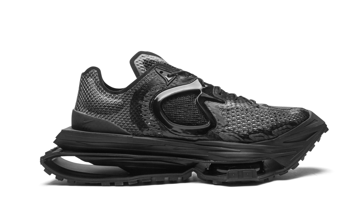 Overkicks - Nike Zoom MMW 004 Triple Black (DC7442-001) - detalle talon