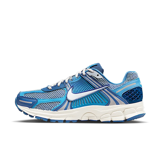Overkicks - Nike Zoom Vomero 5 Mystic Navy Worn Blue (FB9149-400) - vista lateral