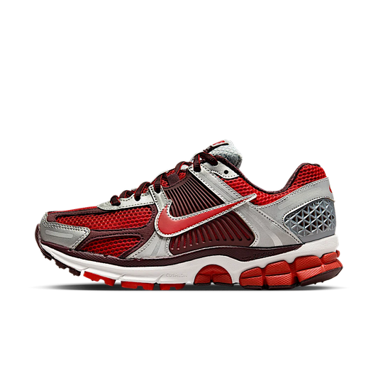 Overkicks - Nike Zoom Vomero 5 Mystic Red (Womens) (FN7778-600) - vista lateral