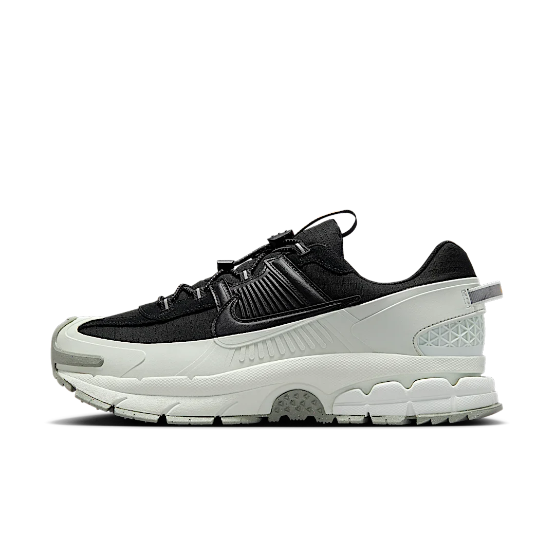 Overkicks - Nike Zoom Vomero 5 Roam Black Light Silver (FV2295-001) - vista lateral